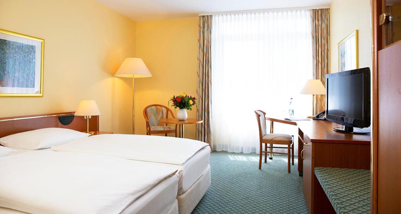 Victor'S Residenz-Hotel Гера Экстерьер фото