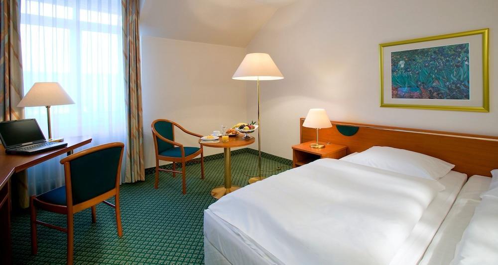 Victor'S Residenz-Hotel Гера Экстерьер фото